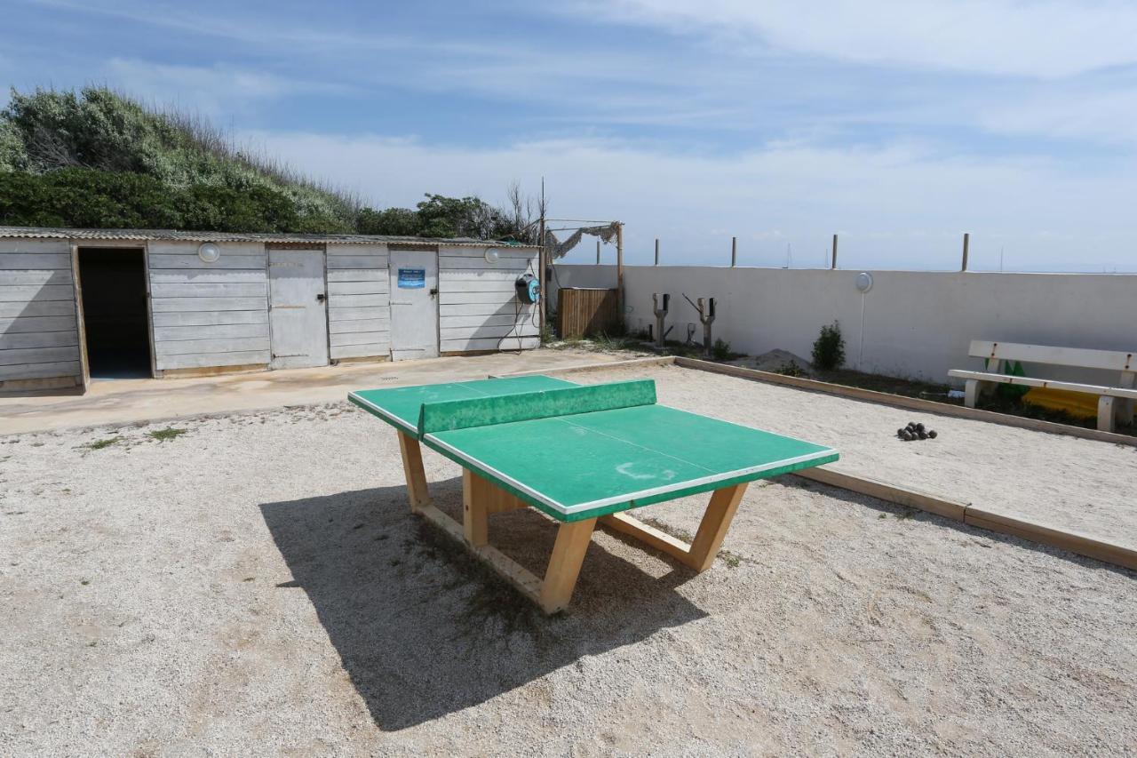 Appartements Acces Prive Plage De La Bergerie Hyères Exterior foto